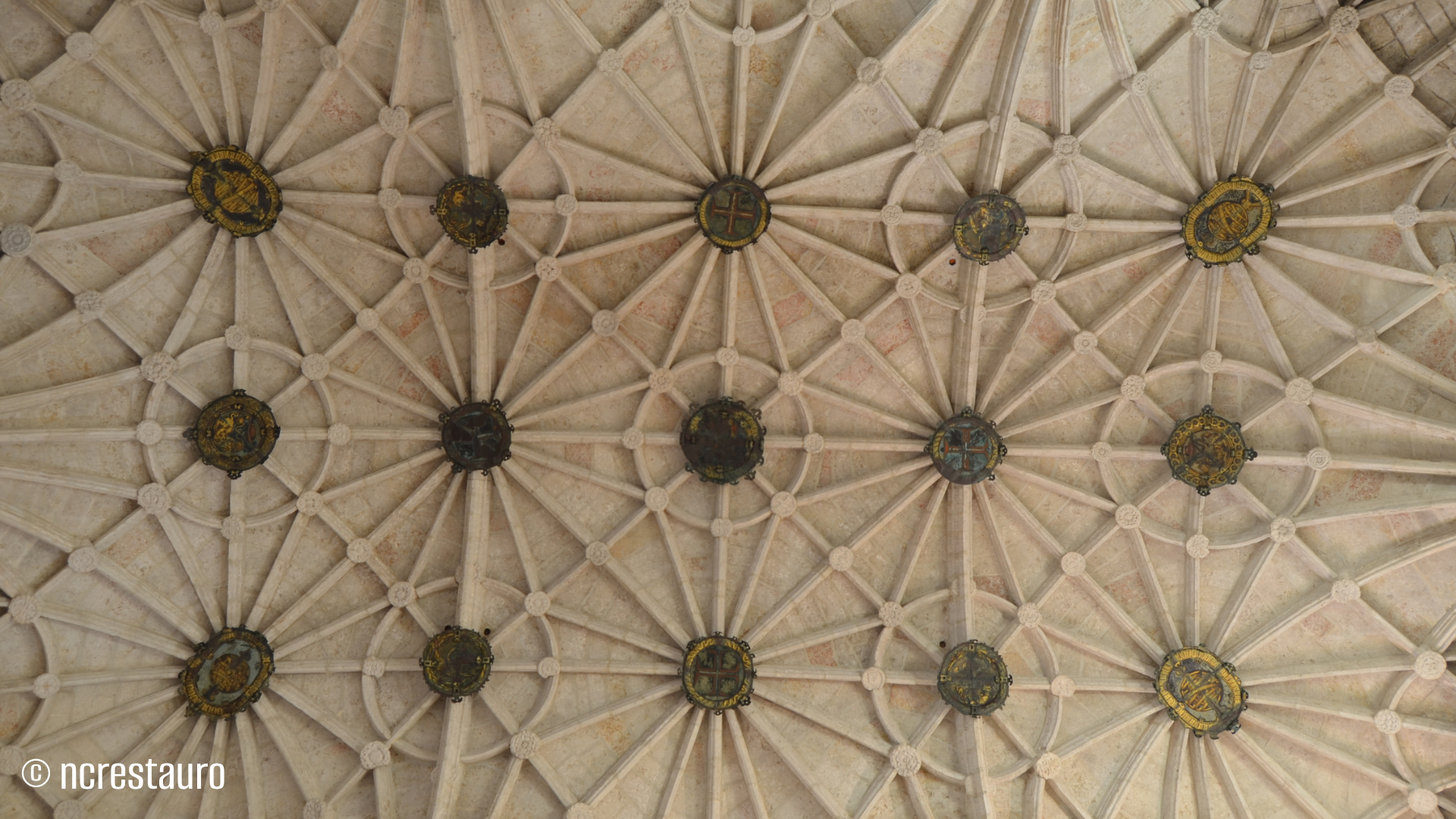 ©ncrestauro_Mosteiro Jeronimos_fases I4-I6 (29).jpg