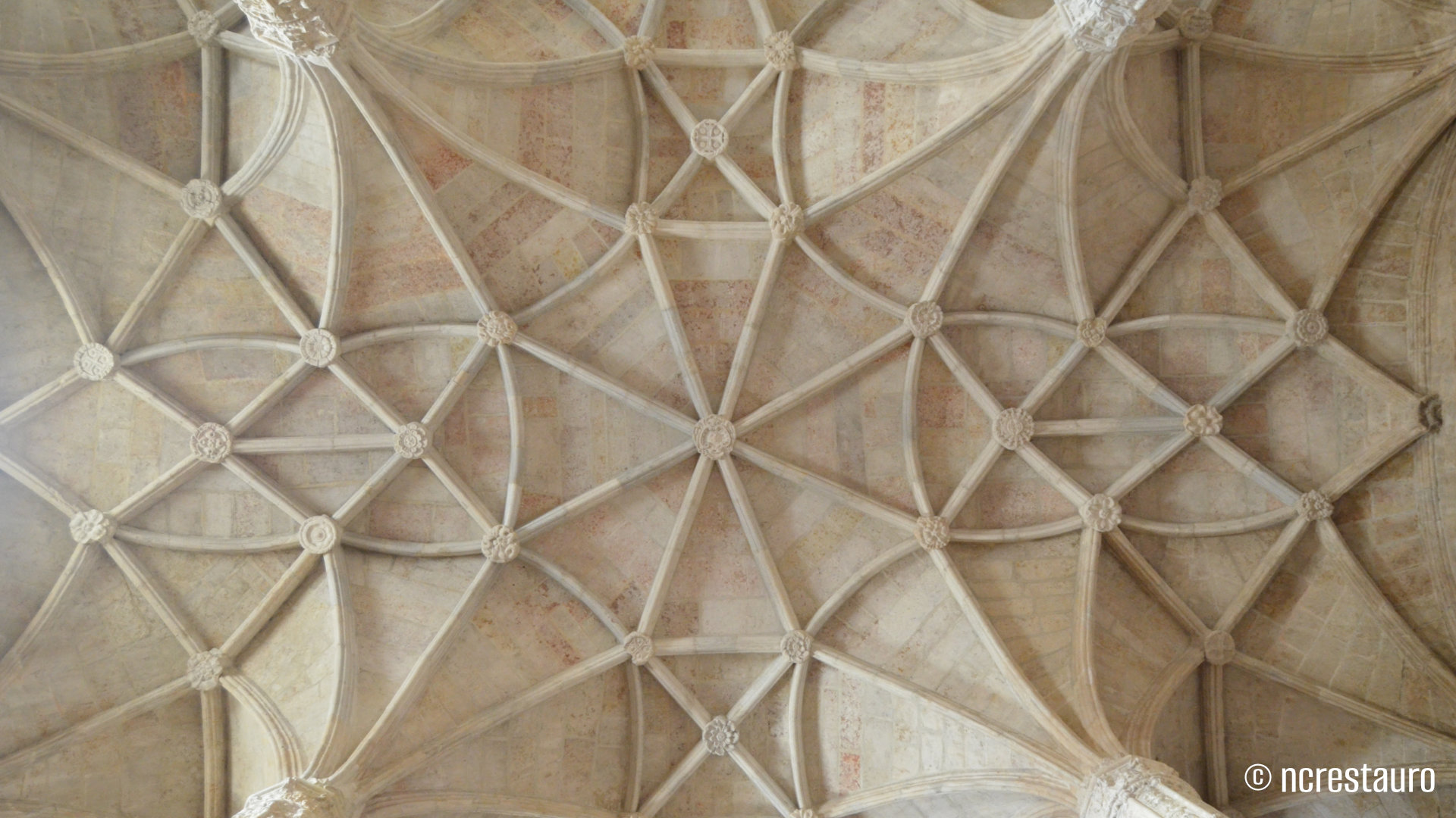©ncrestauro_Mosteiro Jeronimos_fases I4-I6 (24).JPG