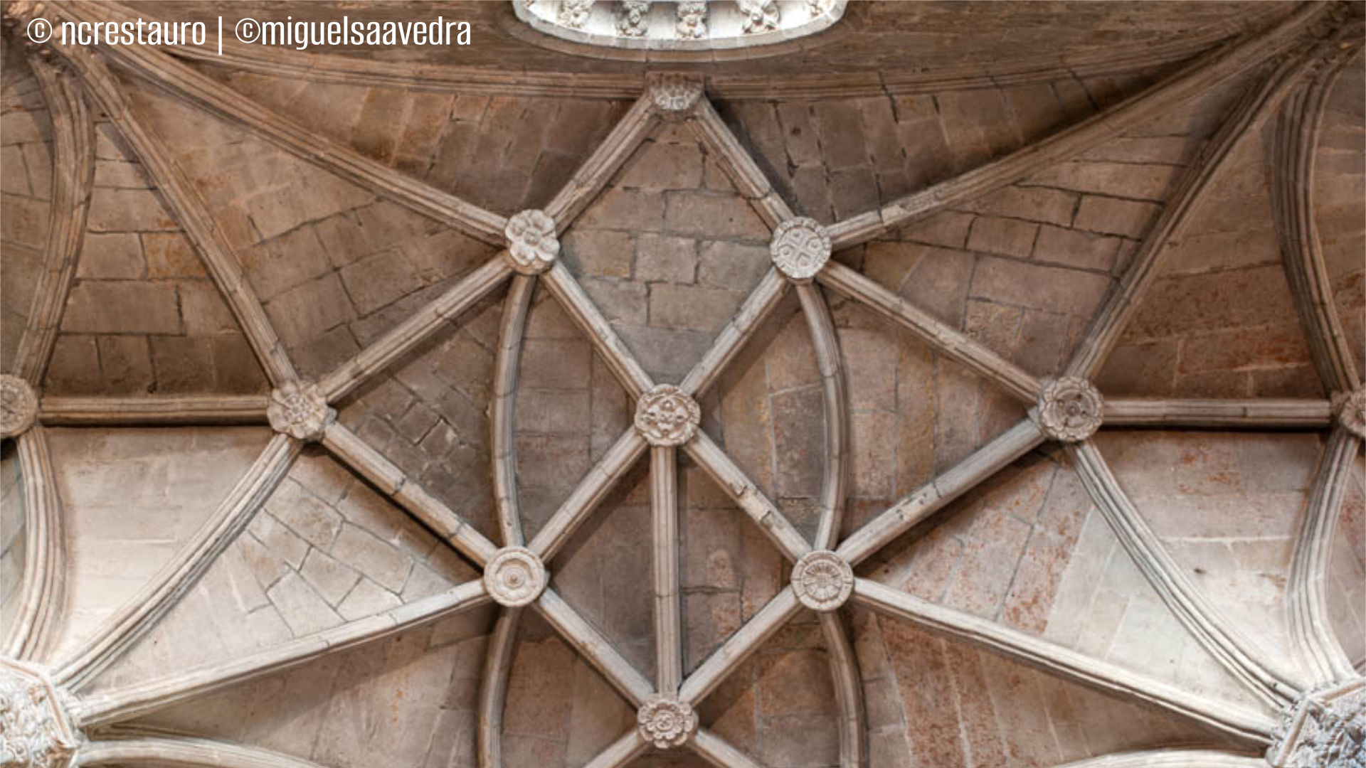 ©ncrestauro_Mosteiro Jeronimos_fase I2 (2).jpg